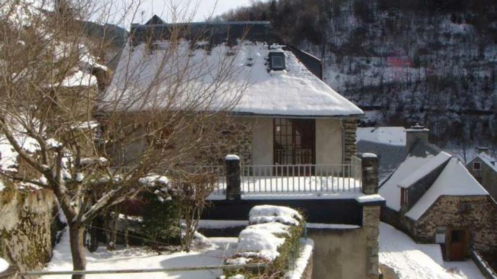 Gite Familial Fouga Bareilles Eksteriør billede
